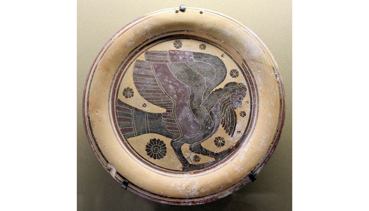 Bearded male siren. Plate, Middle Corinthian, ca. 580–570 BC.